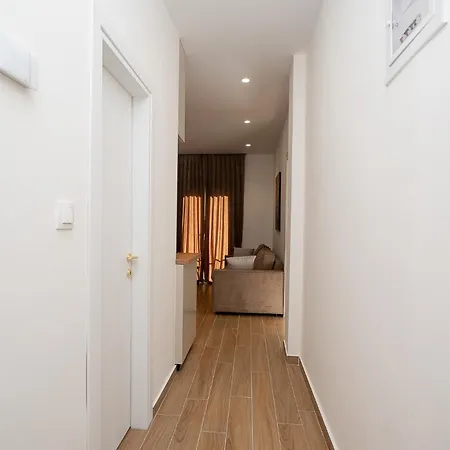 아파트 Hephaistion City Escape #Dbapartments *