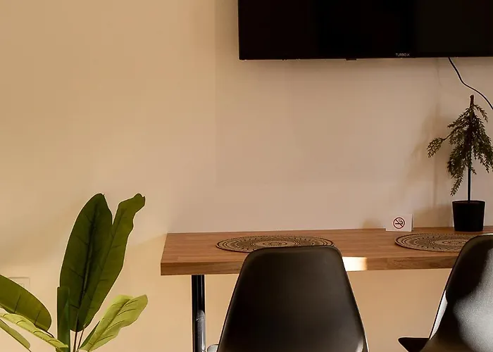 Daire Hephaistion Escape #by Db