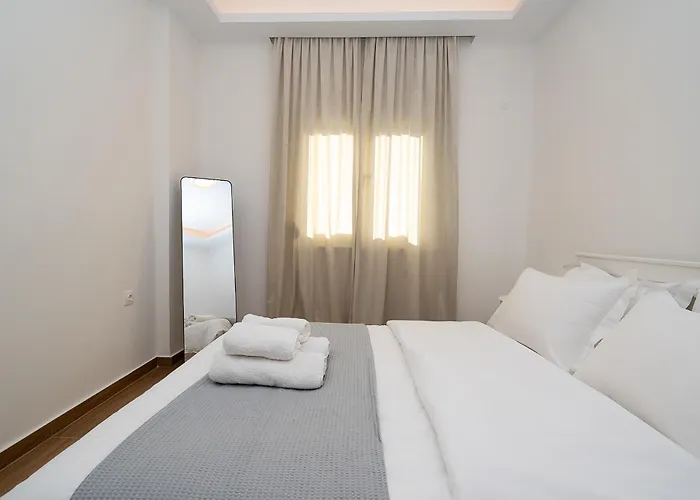 Daire Hephaistion Escape #by Db